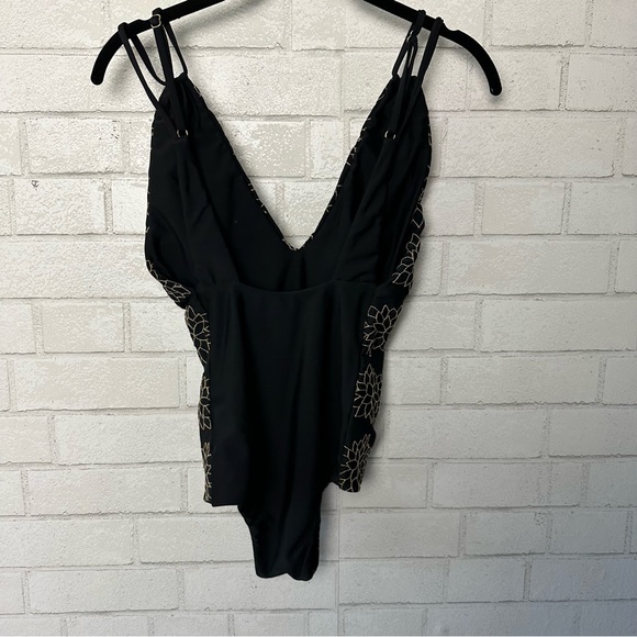 Tori Praver Floral One-Piece Swimsuit Plunge Black Medium Embroidered - Picture 8 of 11